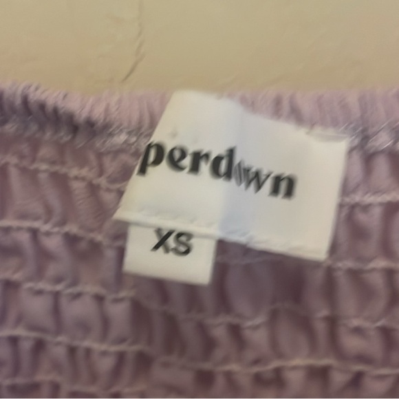 SUPERDOWN REVOLVE TANYA SMOCKED PURPLE CROPPED TOP NEW XS NWOT - Picture 3 of 4